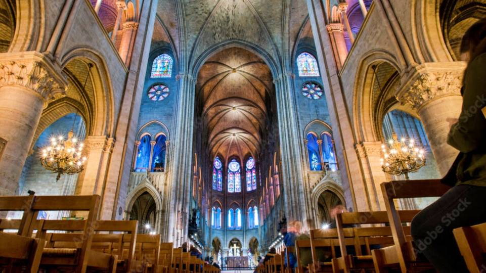Notre-Dame de Paris et les illuminations de Noël