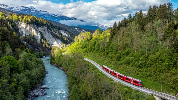 Voyage en autocar au Bernina Express